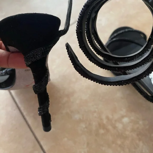 Rene Caovilla Black Crystal Margot Snake Wrap Heels EU Size 40 US Size 9 - Picture 12 of 16